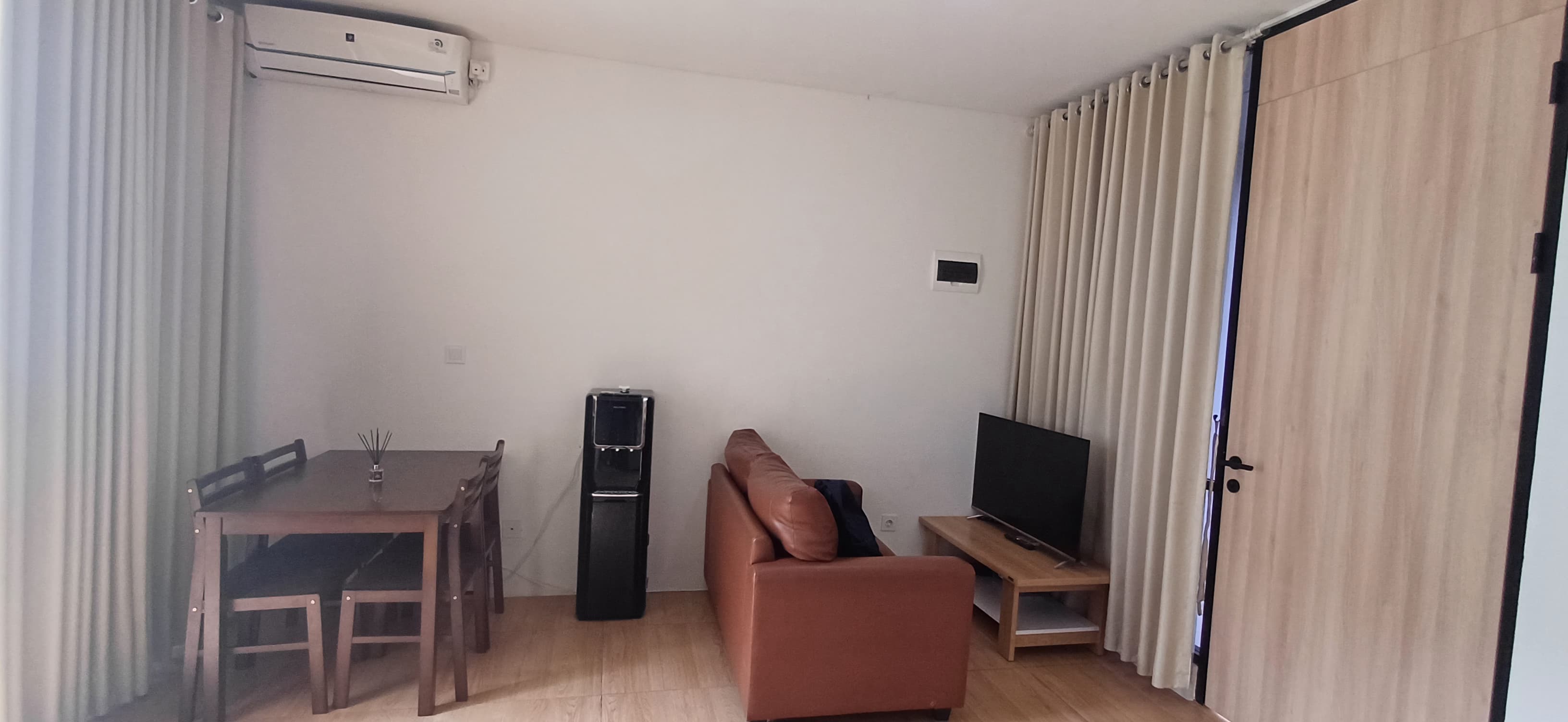 DiSewakan Rumah Full Furnish di Waterfront Lippo CIkarang